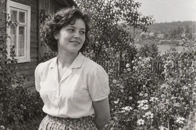 Елена Морозова в молодости, чёрно-белая фотография